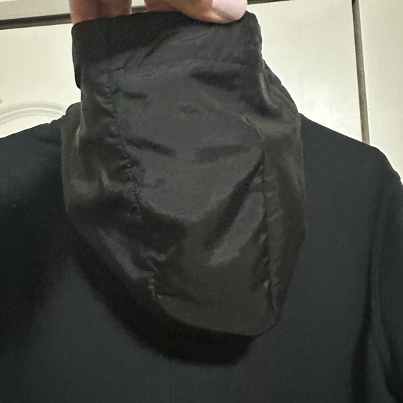 Nike women’s Black Jacket - Picture 4 of 5